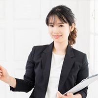 芸能スクールの体験レッスンで先輩たちの話を聞こう